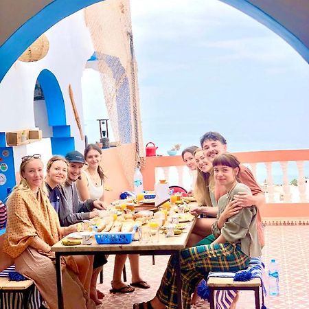 タガズー Binic Surf House Bed & Breakfast エクステリア 写真