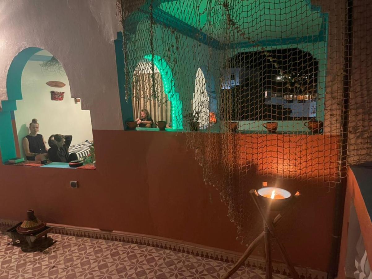 タガズー Binic Surf House Bed & Breakfast エクステリア 写真