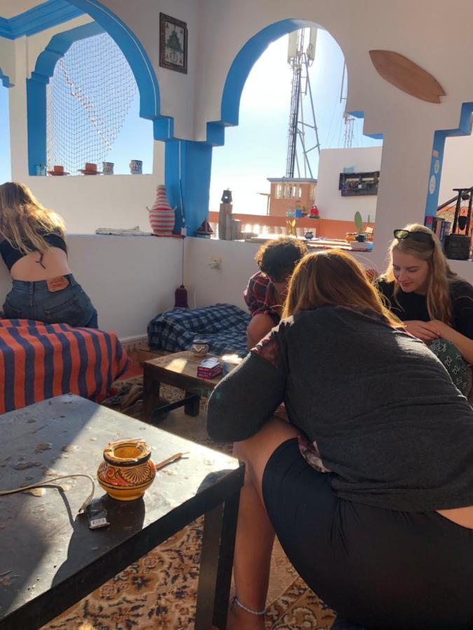 タガズー Binic Surf House Bed & Breakfast エクステリア 写真