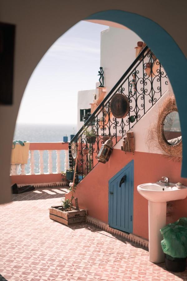 タガズー Binic Surf House Bed & Breakfast エクステリア 写真